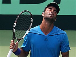 Indick tenista Yuki Bhambri v duelu s Jim Veselm.