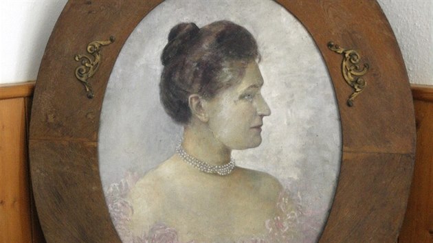 Babika Hermenegilda Jireka se jmenovala Marie Waldstein- Montlongov a byla spolumajitelkou zmeku Zti.
