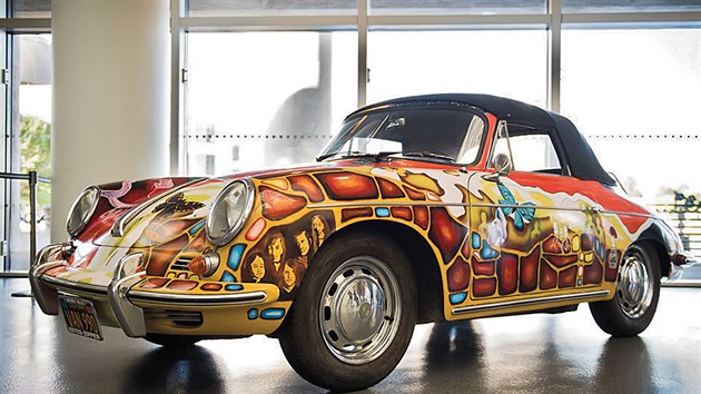 Porsche 356 C 1600 SC Cabriolet z roku 1964, kter patilo americk zpvace Janis Joplin, m do aukce.