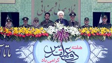 Armáda oslavila v Teheránu výroí íránsko-irácké války velkolepou pehlídkou....