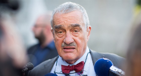 Karel Schwarzenberg oznámil, e na nadcházejícím snmu nebude kandidovat na...