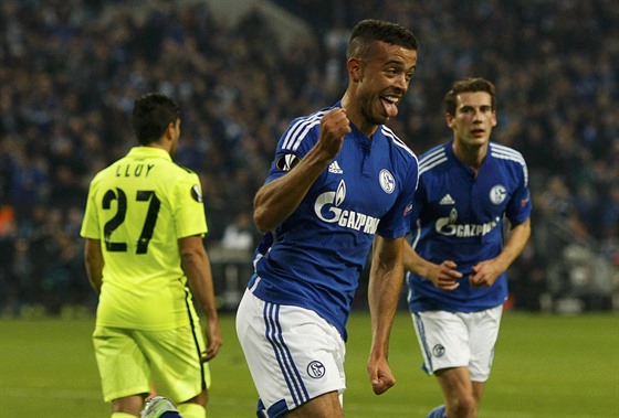 TO SE MI POVEDLO! Franco Di Santo ze Schalke 04 oslavuje gól v zápase s...