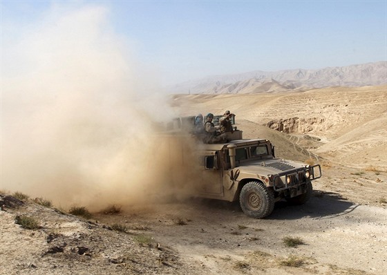 Afghántí vojáci na cest do Kundúzu (1. íjna 2015)