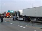 Pi tragické nehod na silnici R35 u Olomouce zemel idi. Pi nájezdu se...