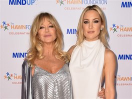 Goldie Hawnová a její dcera Kate Hudsonová (Los Angeles, 21. listopadu 2014)