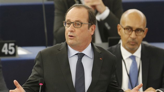 Francouzský prezident Francois Holland v Evropském parlamentu. (7. října 2015)