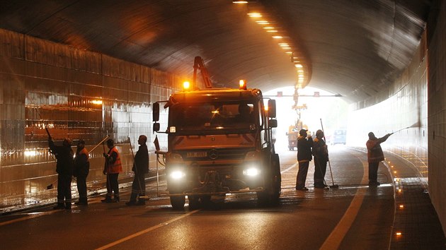 Ani čistota Jihlavského tunelu není k zahození, důležitější však budou majáky, jež zajistí řidiči stálé informace o poloze jeho vozidla.