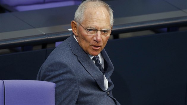 Nmecký ministr financí Wolfgang Schäuble na  zasedání Spolkového snmu (1....