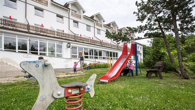 Doasn domov volyskch ech - hotel ministerstva vnitra v erven nad Vltavou na Psecku.