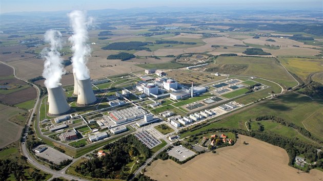 Letecký pohled na Jadernou elektrárnu Temelín.