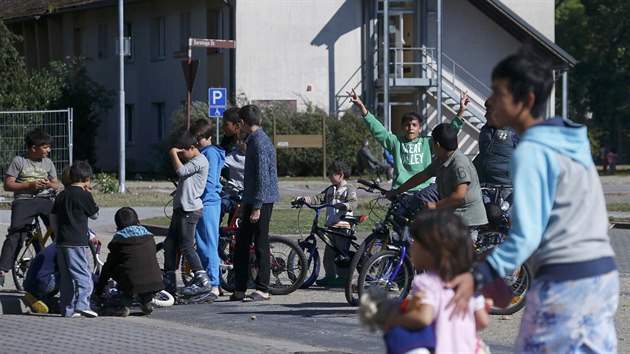 Provizorní azylové centrum v německém městě Hanau (29. září 2015)
