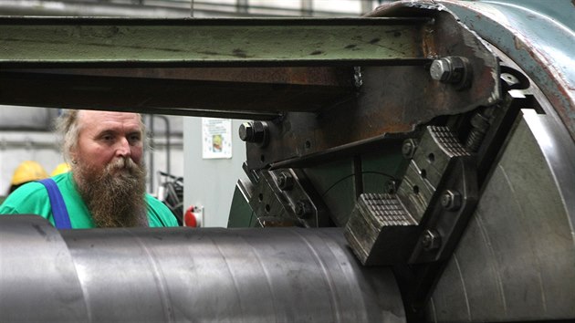 Pohled do soustružny litovelského Papcelu, který vyrábí stroje a technologie pro papírenský průmysl.