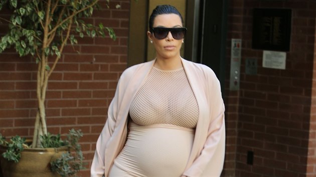 Kim Kardashianov (Los Angeles, 27. z 2015)