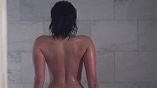 Focení v koupeln hotelu vymyslela sama Demi Lovato.