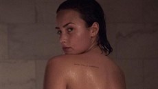 Demi Lovato pózovala nahá, bez make-upu a bez retue.
