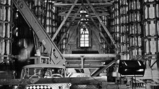 Výztuhy: zdivo bylo pot�eba zpevnit.