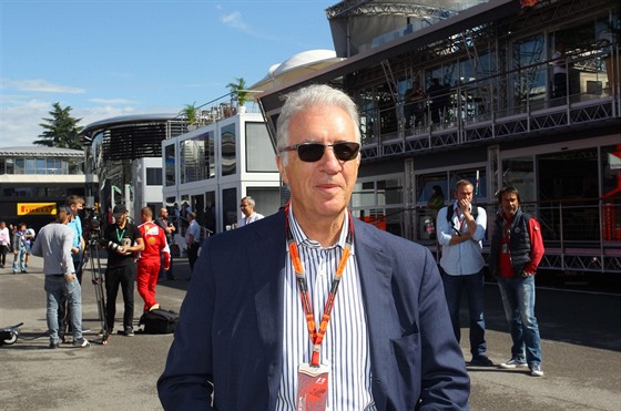 Viceprezident automobilky Ferrari Piero Ferrari na okruhu F1 v Monze.