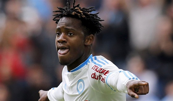 Michy Batshuayi slaví gól Marseille.