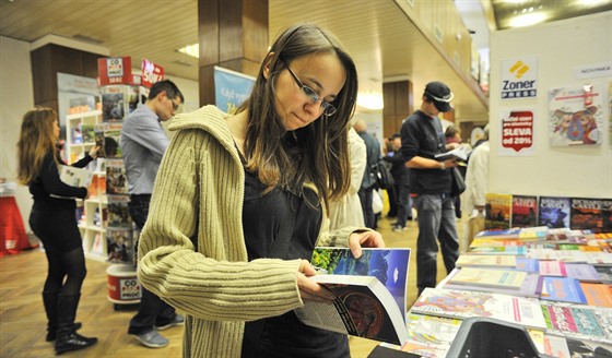 Podzimní knižní veletrh do Havlíčkova Brodu každoročně přilákal až patnáct tisíc návštěvníků i desítky spisovatelů a autorů.