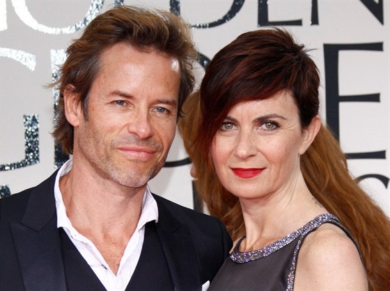 Guy Pearce a jeho bývalá manelka Kate Mestitzová (Los Angeles, 15. ledna 2012)