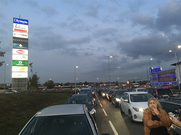 Omezit po�et �idi��, kte�í mí�í do centra m�sta, chce brn�nská radnice. Ve...
