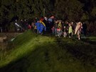 Uprchlíci na chorvatsko - slovinské hranici u msta Sredie ob Dravi (19....
