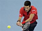 Novak Djokovi ve finálovém souboji s Rafaelem Nadalem.