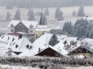 První letoní sníh v krunohorském Boím Daru.