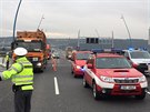 Nehoda dvou osobních aut a náklaáku na Radotínském most.