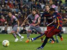 Neymar z Barcelony promuje penaltu proti Vallecanu.