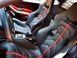 Ferrari 488 GTB v redak�n�m testu