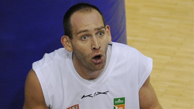 Dnsk basketbalista Jakub Houka.