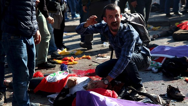 Cílem atentátu byly mírové protesty (10. října 2015)