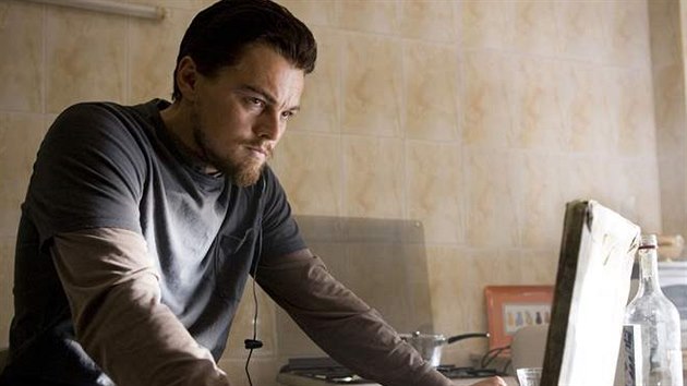 Jednu z hlavních postav v Labyrintu l�í hraje Leonardo DiCaprio