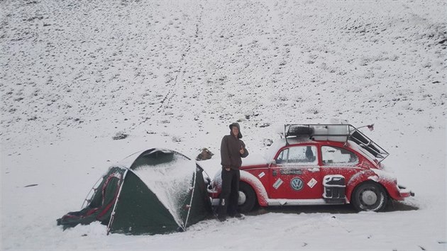 Sněhové překvapení v pohoří Altaj na pomezí Mongolska a Ruska.