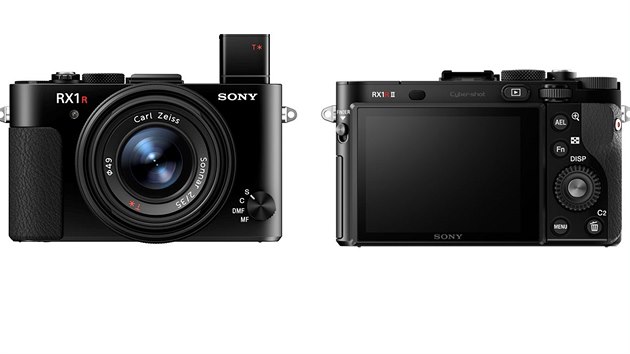 Fotoapart Sony RX1R II dostal nov ip i vyskakovac hledek.