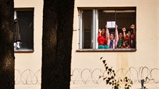 Běženci v detenčním zařízení pro cizince v Bělé-Jezové (září 2015)