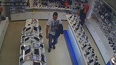 Mui v Praze ukradli dva fotoaparáty. Poznáte je?