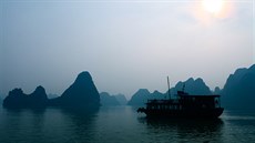 Draí zátoka v severním Vietnamu. Ti dny snové plavby patí k výjimeným...