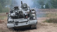 V hodonínském Pánov se byl projet Jií Trecha se svým tankem T-55AM2,...
