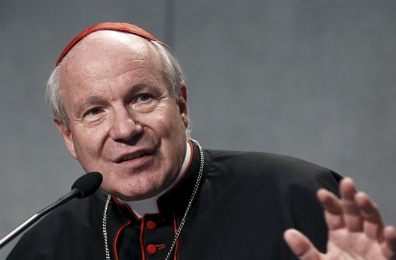 Kardinál Christoph Schonborn na sjezdu pedstavitel církve ve Vatikánu. (24....