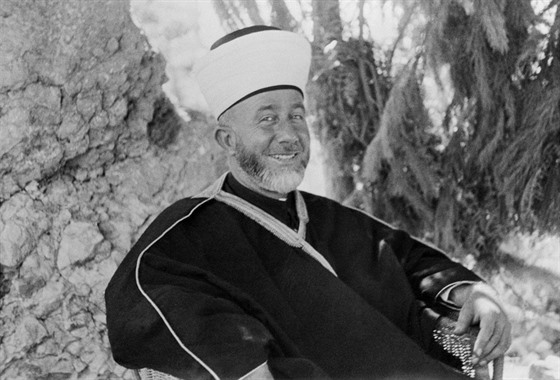 Jeruzalémský velký muftí Muhammad Amín Husajní na snímku z roku 1938.