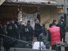 Francouzská policie sthuje stovky migranty z paíského lycea. Byli tam...