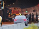 Nehoda kamionu v tunelu Valík na dálnici D5 (26. íjna 2015).