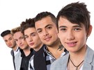 V chlapeck� skupin� United5 je hlavn�m �kolem Mat�je Bl�hy (prvn� zprava) zp�v.