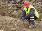 Odst�el sk�ly p�i stavb� �elezni�n�ho tunelu pod vrchem Chlum.