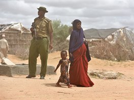 Na pořádek v táboře Dadaab dohlíží armáda a policie.