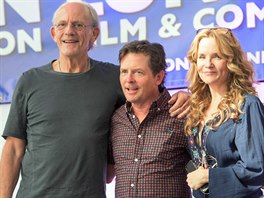 Christopher Lloyd, Michael J. Fox a Lea Thompsonová (Londýn, 17. ervence 2015)