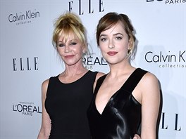 Melanie Griffithová a její dcera Dakota Johnsonová (Los Angeles, 19. íjna 2015)