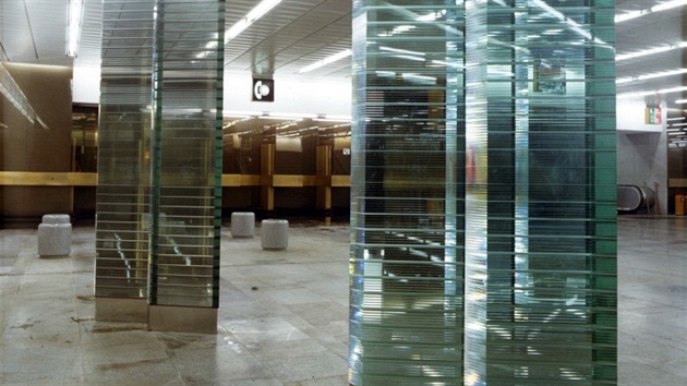 Podchod ve stanici metra Námstí Republiky na trase B.